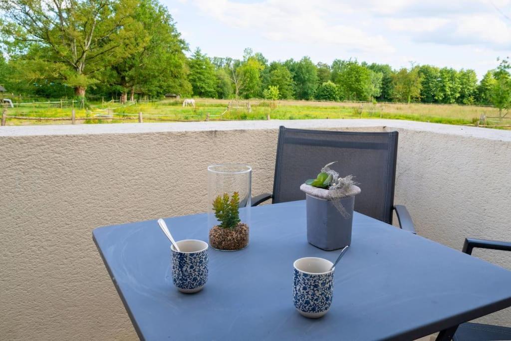 L'Evasion En Pierre Piscine Et Etang Prive Villa Sevremoine Ngoại thất bức ảnh